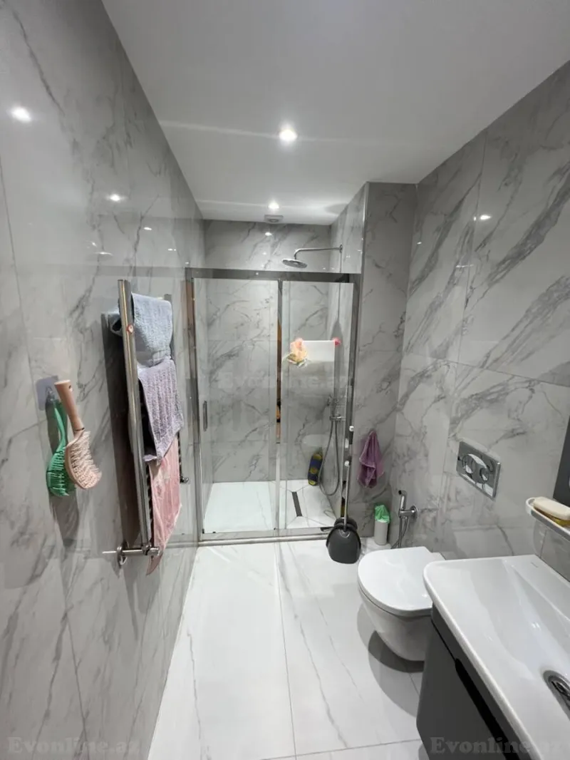 Satılır 3 otaqlı Mənzil Yeni tikili 71 m² Memar Əcəmi m. - şəkil 28