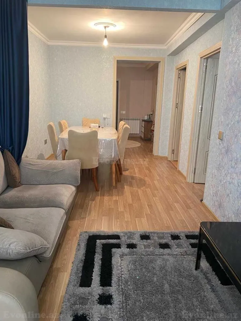 Satılır 1 otaqlı Mənzil Köhnə tikili 73 m² İnşaatçılar m.
