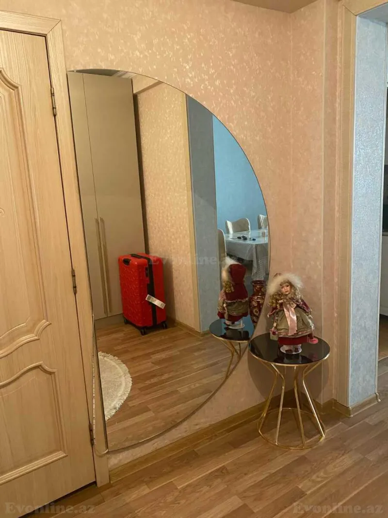Satılır 1 otaqlı Mənzil Köhnə tikili 73 m² İnşaatçılar m. - şəkil 5