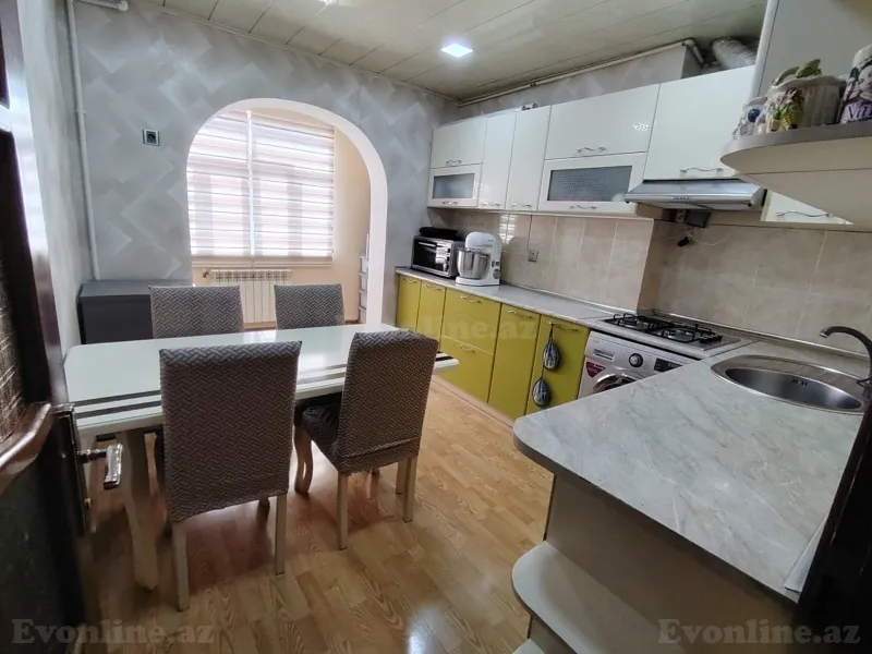 Satılır 2 otaqlı Mənzil Köhnə tikili 55 m² Yeni Günəşli - şəkil 3