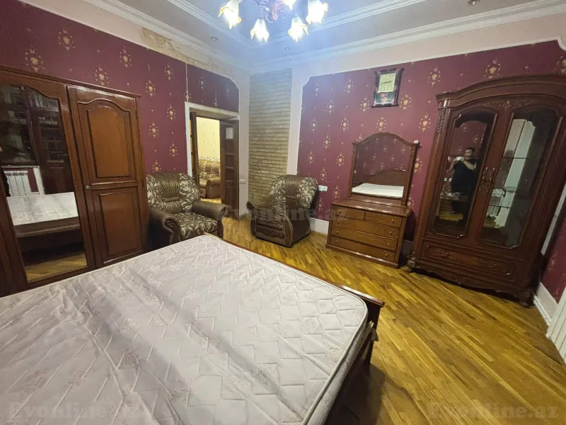 Kirayə verilir 4 otaqlı Mənzil Köhnə tikili 90 m² Nəsimi r. - şəkil 4
