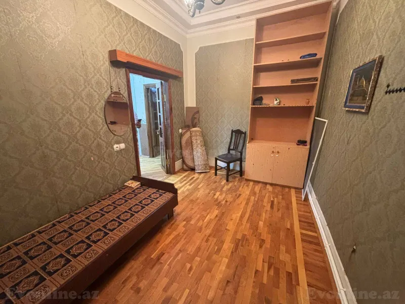 Kirayə verilir 4 otaqlı Mənzil Köhnə tikili 90 m² Nəsimi r. - şəkil 5