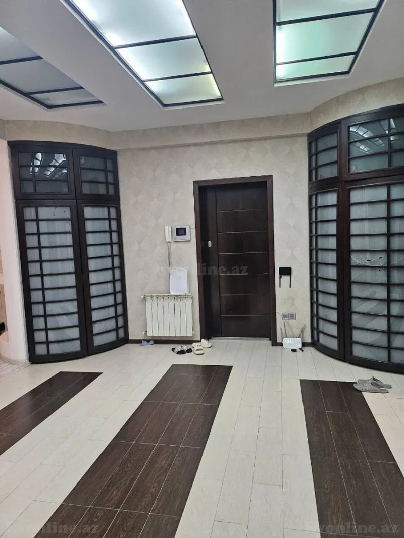 Kirayə verilir 3 otaqlı Mənzil Yeni tikili 129 m² İnşaatçılar m. - şəkil 9