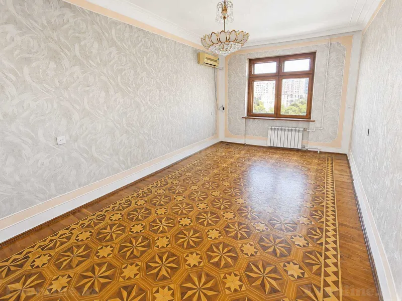2 otaqlı Mənzil 60 m² Neftçilər m. Kirayə verilir