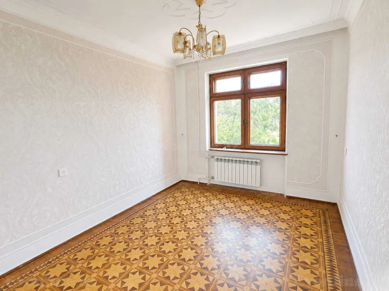 Kirayə verilir 2 otaqlı Mənzil Köhnə tikili 60 m² Neftçilər m. - şəkil 3