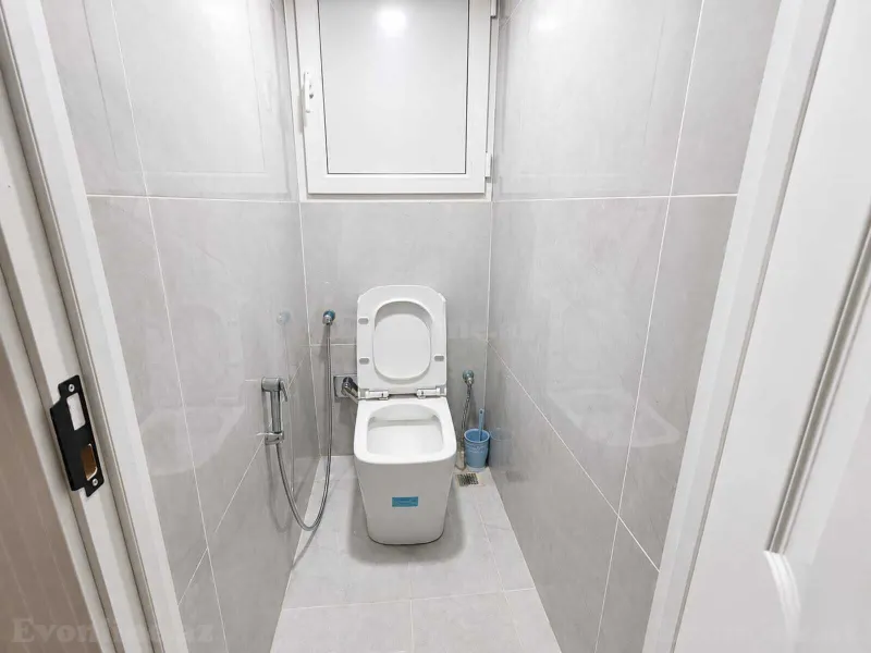 Kirayə verilir 2 otaqlı Mənzil Köhnə tikili 60 m² Neftçilər m. - şəkil 8