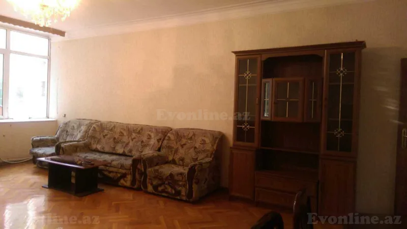 3 otaqlı Mənzil 200 m² Nərimanov r. Kirayə verilir