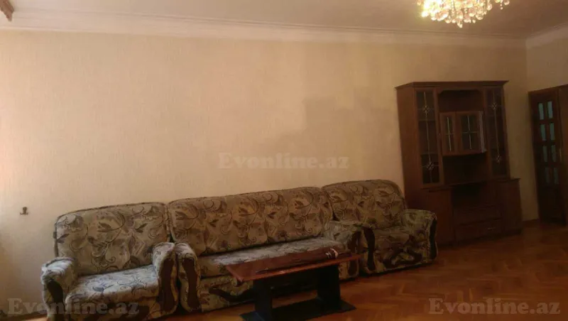 Kirayə verilir 3 otaqlı Mənzil Köhnə tikili 200 m² Nərimanov r. - şəkil 2