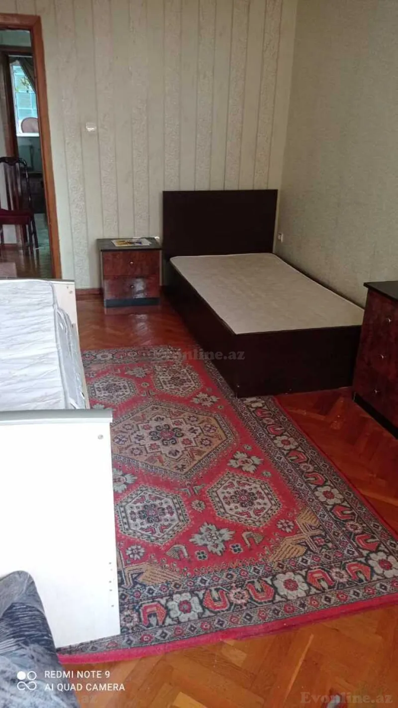 Kirayə verilir 3 otaqlı Mənzil Köhnə tikili 200 m² Nərimanov r. - şəkil 5