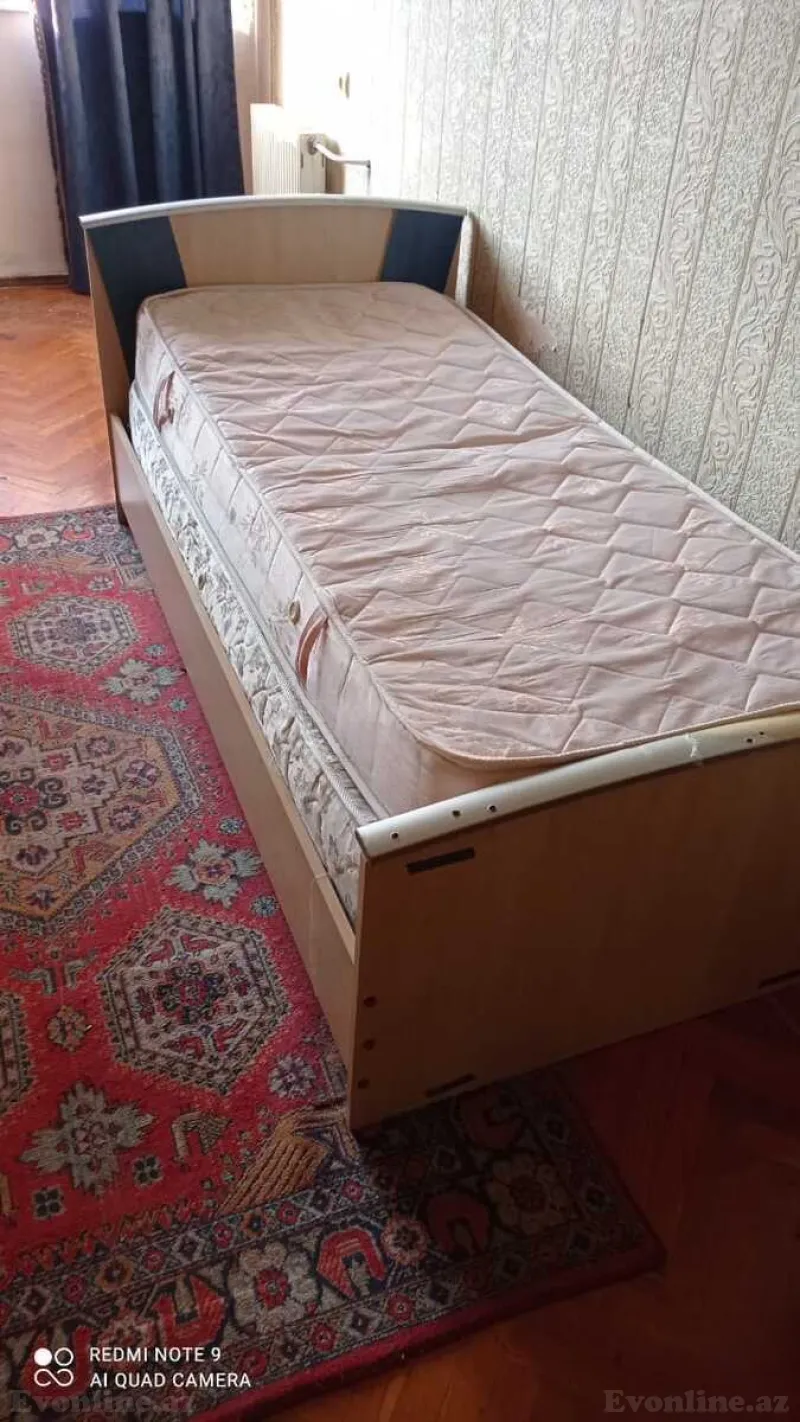 Kirayə verilir 3 otaqlı Mənzil Köhnə tikili 200 m² Nərimanov r. - şəkil 9