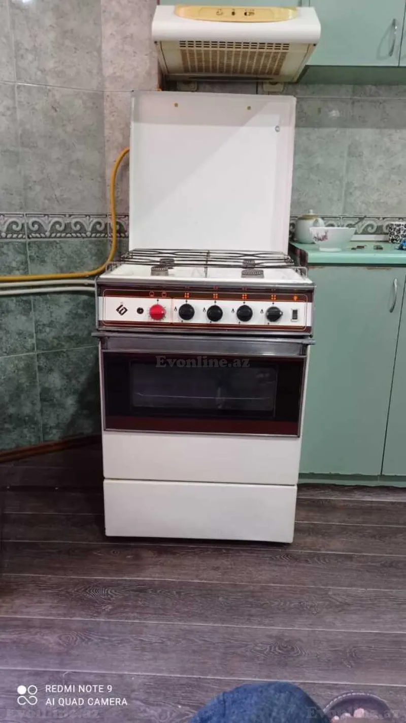 Kirayə verilir 3 otaqlı Mənzil Köhnə tikili 200 m² Nərimanov r. - şəkil 11