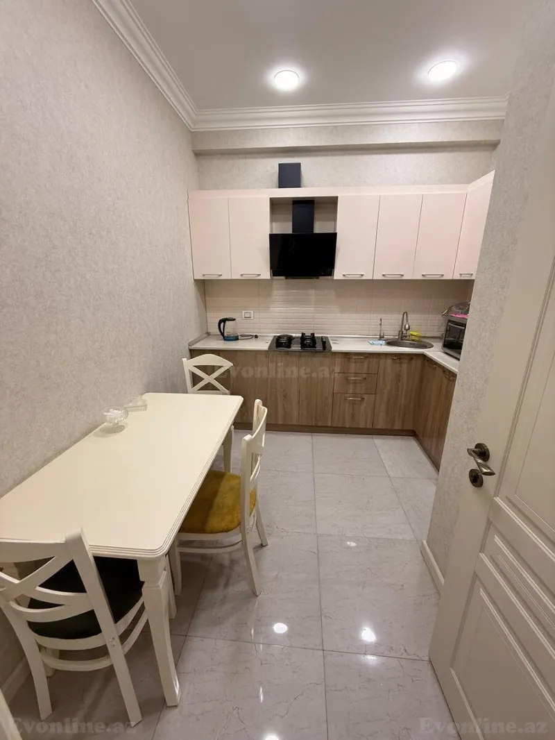Kirayə verilir 3 otaqlı Mənzil Yeni tikili 90 m² Memar Əcəmi m. - şəkil 8