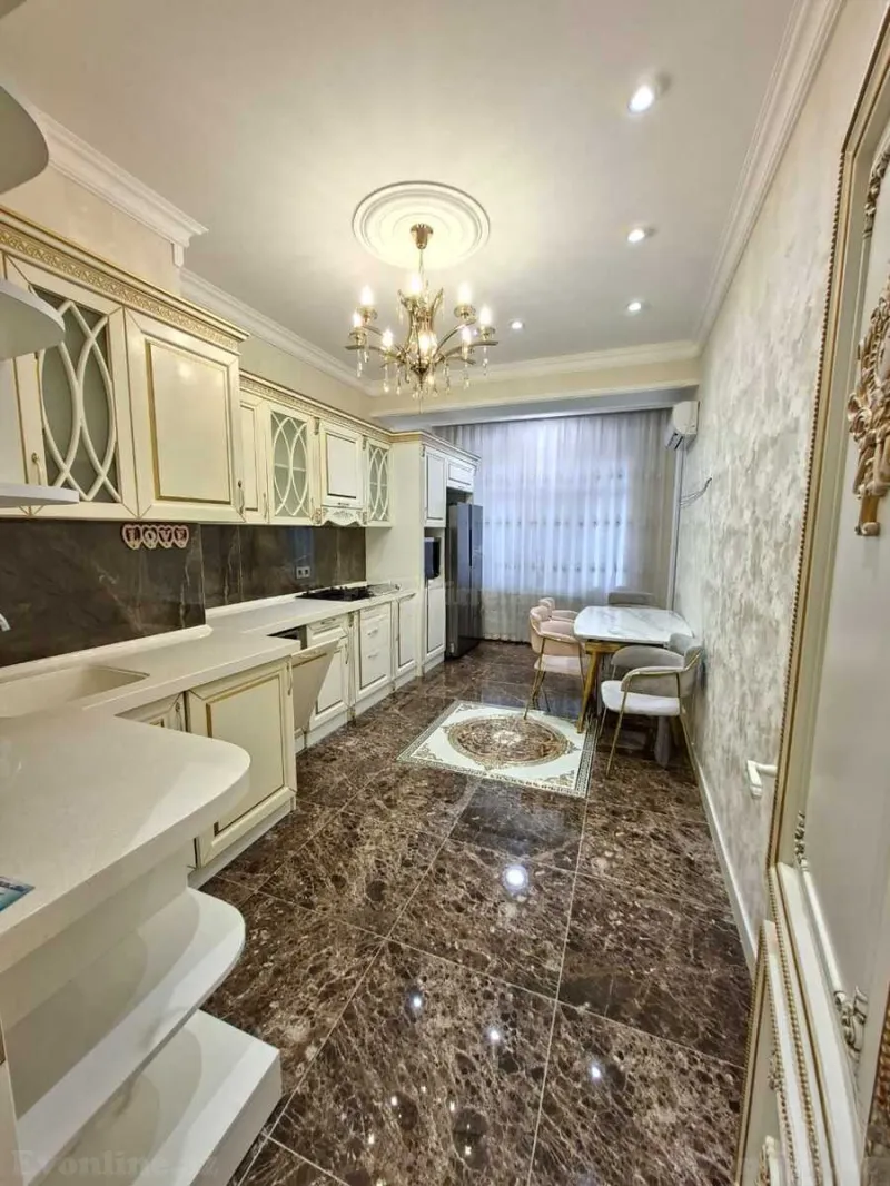 Satılır 4 otaqlı Mənzil Yeni tikili 154 m² Nəriman Nərimanov m. - şəkil 6