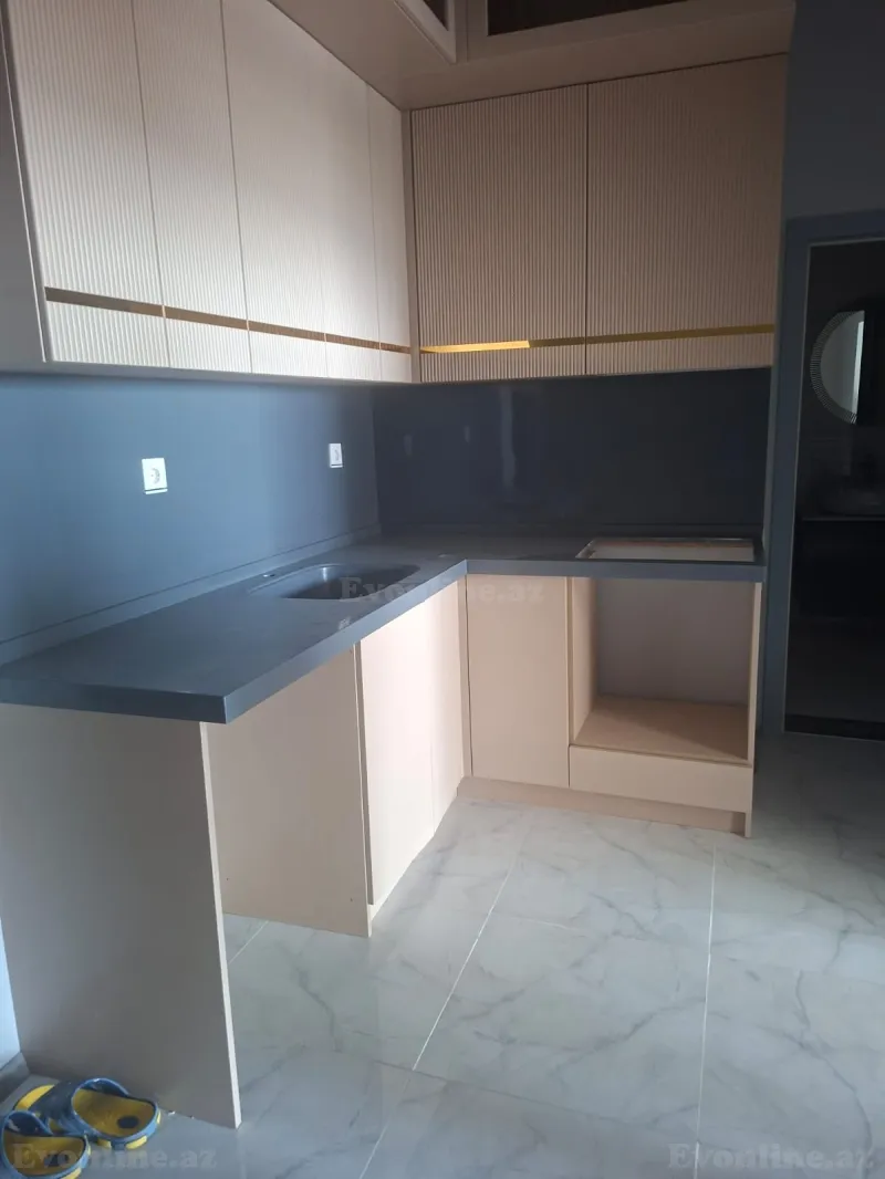 Satılır 2 otaqlı Mənzil Yeni tikili 75 m² Nəsimi r. - şəkil 4