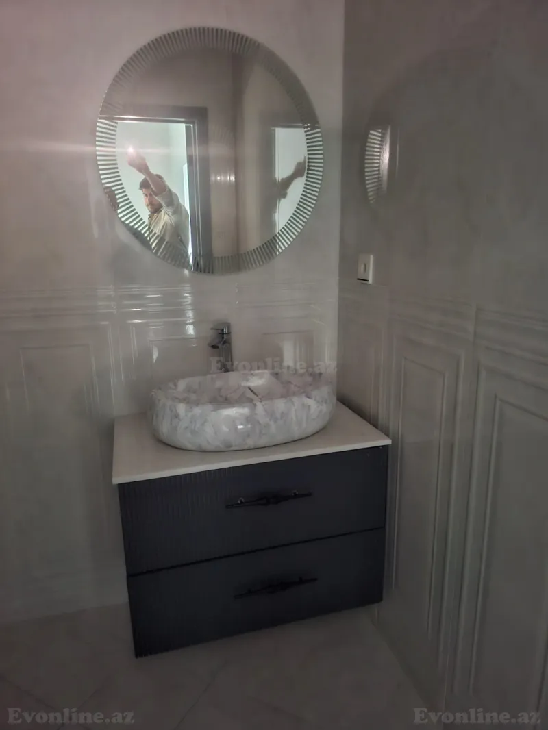 Satılır 2 otaqlı Mənzil Yeni tikili 75 m² Nəsimi r. - şəkil 5