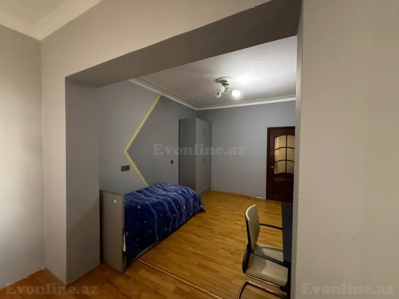 Satılır 4 otaqlı Mənzil Köhnə tikili 100 m² 4-cü mikrorayon - şəkil 7