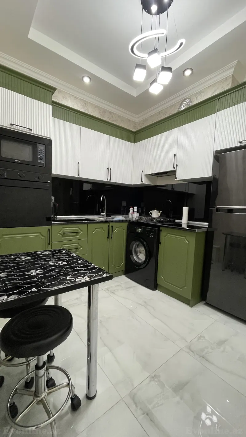 Kirayə verilir 2 otaqlı Mənzil Yeni tikili 90 m² Gənclik m. - şəkil 3