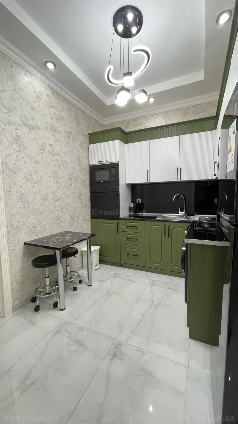 Kirayə verilir 2 otaqlı Mənzil Yeni tikili 90 m² Gənclik m. - şəkil 4