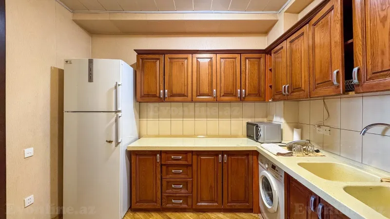 Satılır 3 otaqlı Mənzil Yeni tikili 95 m² Memar Əcəmi m. - şəkil 2