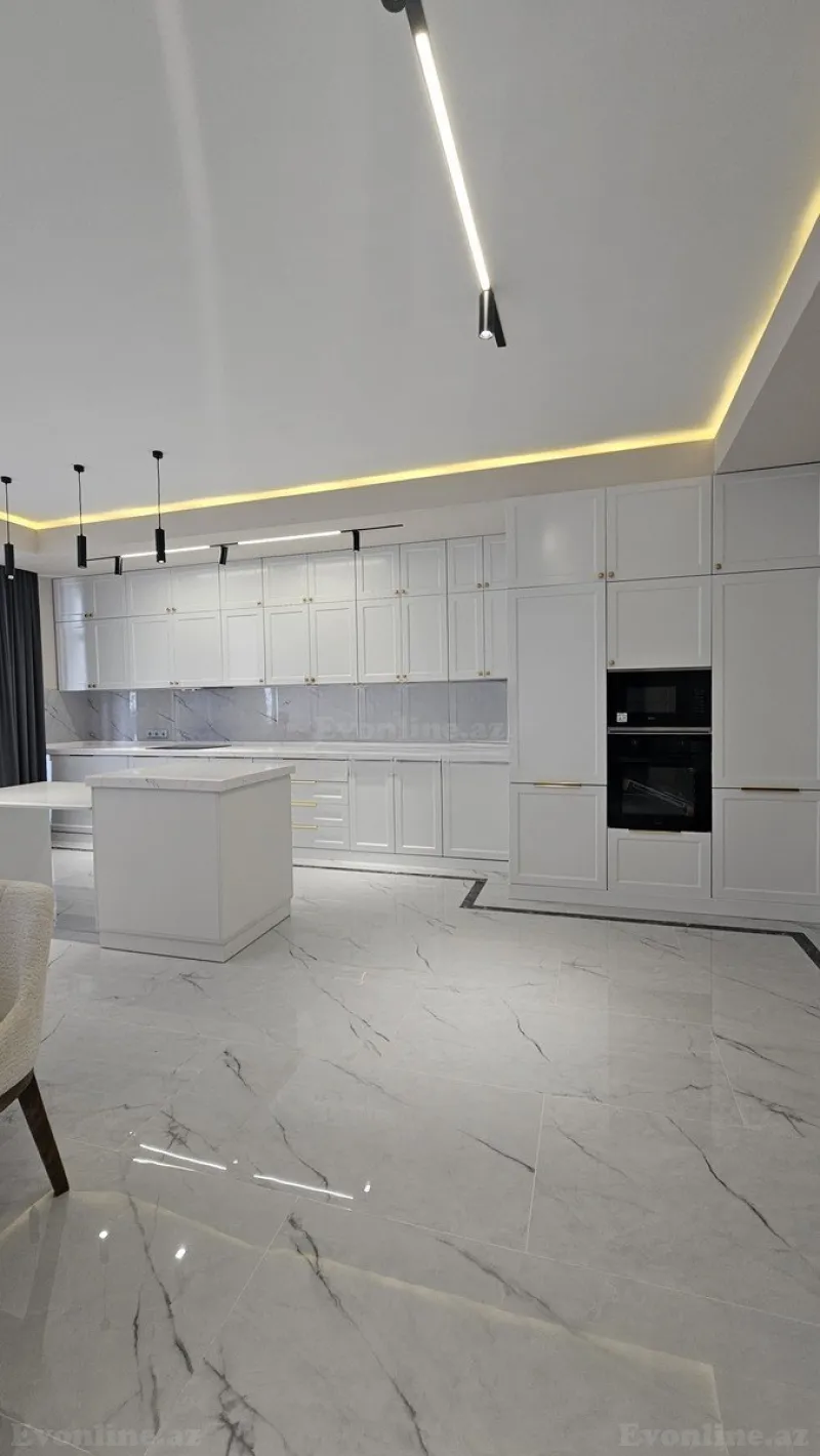 Kirayə verilir 4 otaqlı Mənzil Yeni tikili 178 m² Bayıl - şəkil 13