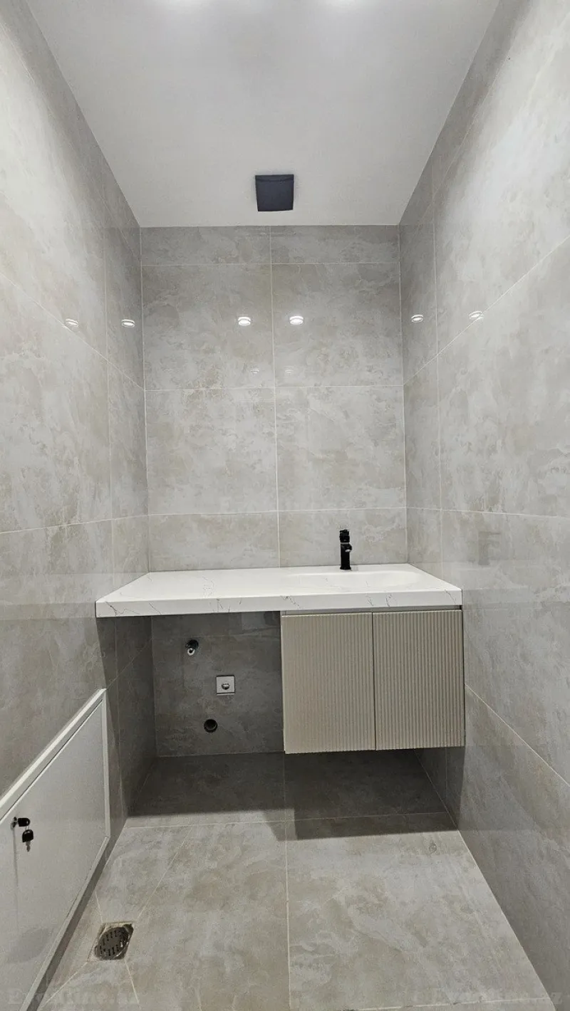 Kirayə verilir 4 otaqlı Mənzil Yeni tikili 178 m² Bayıl - şəkil 30