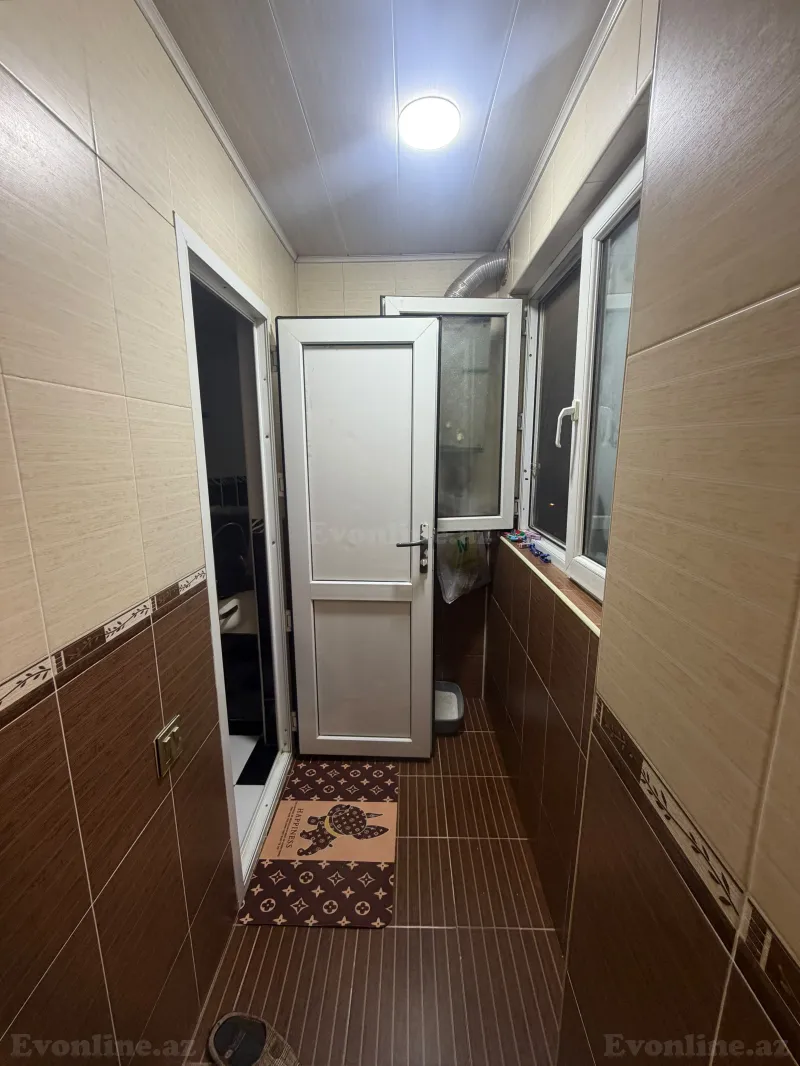 Satılır 3 otaqlı Mənzil Köhnə tikili 76 m² Bakıxanov - şəkil 4