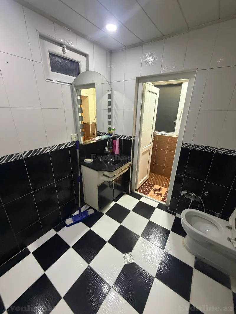 Satılır 3 otaqlı Mənzil Köhnə tikili 76 m² Bakıxanov - şəkil 6