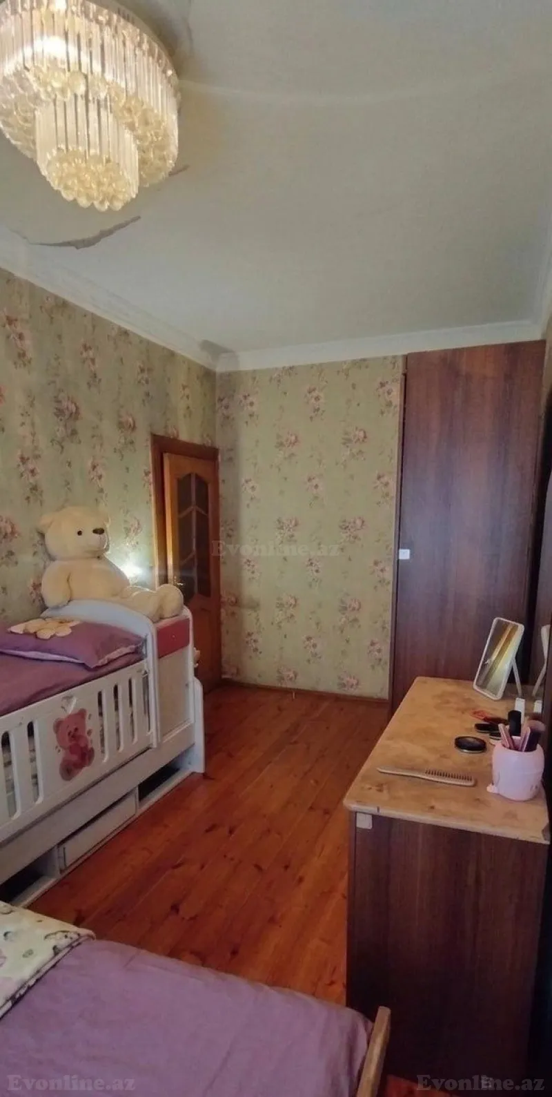 3 otaqlı Mənzil 60 m² Azadlıq prospekti m. Kirayə verilir