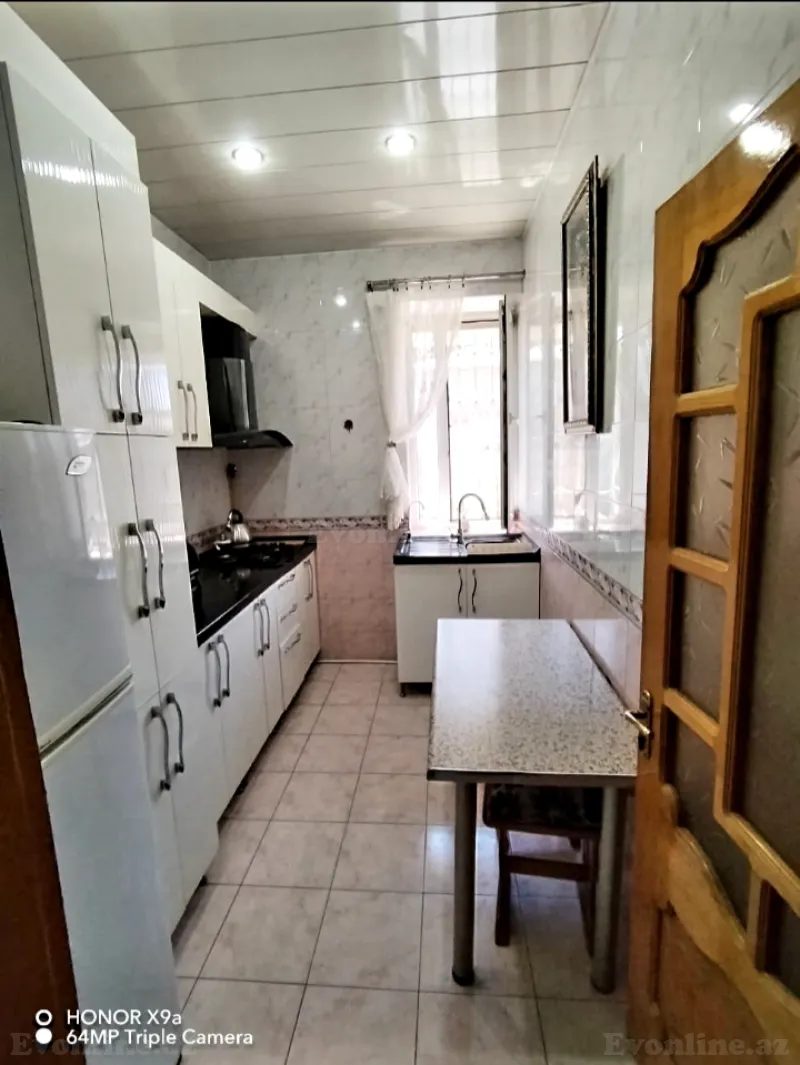 Kirayə verilir 3 otaqlı Mənzil Köhnə tikili 80 m² Kubinka - şəkil 10