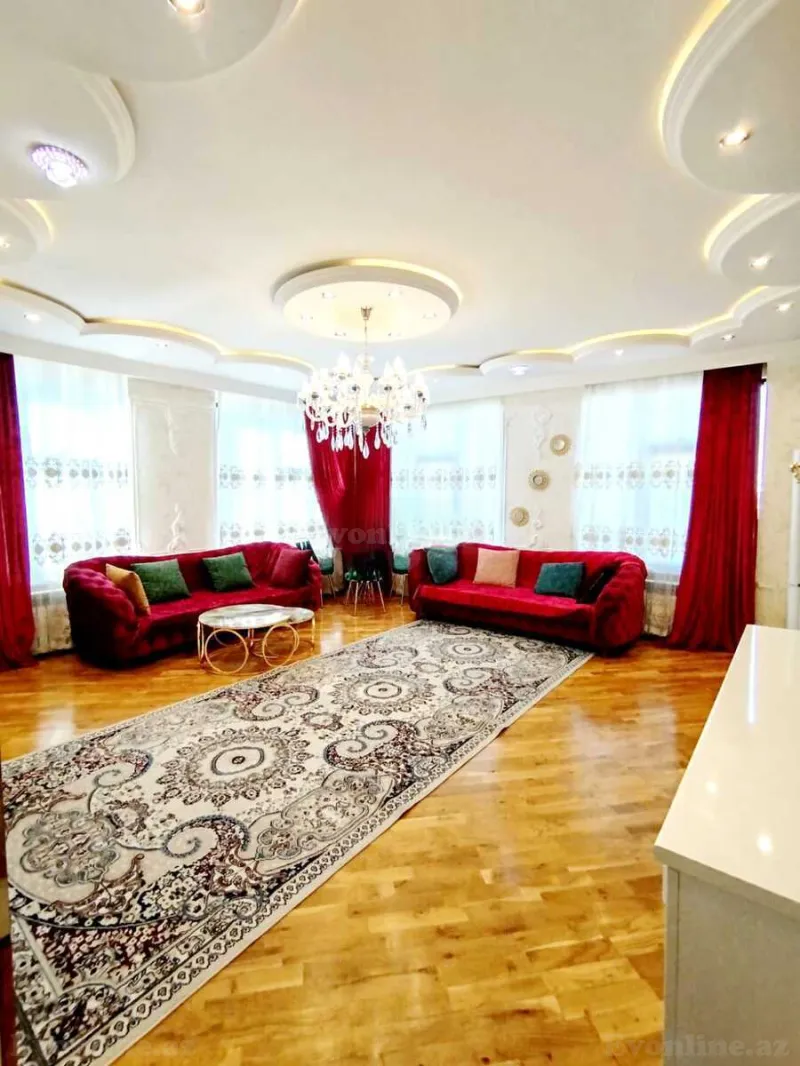 Bakı, Nizami r., Qara Qarayev m.da 3 otaqlı mənzil kirayə verilir