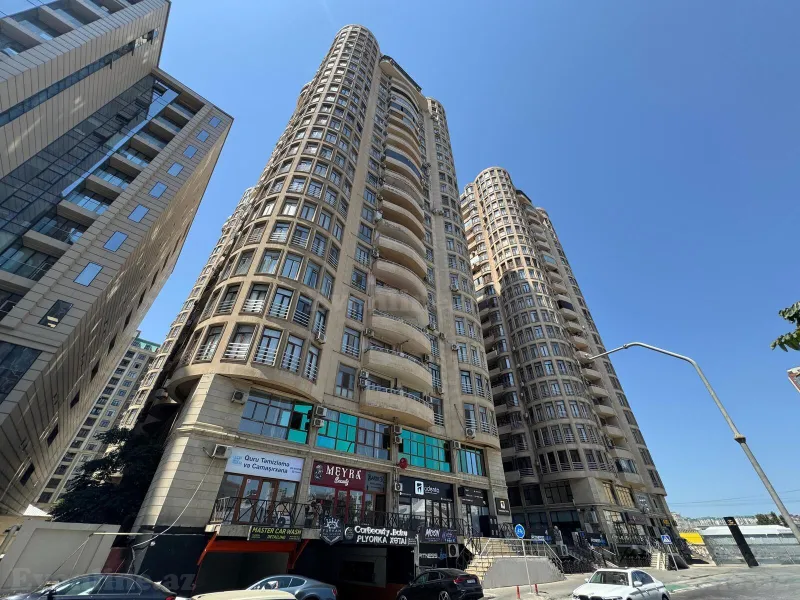 Bakı, Xətai r.da 4 otaqlı ofis kirayə verilir