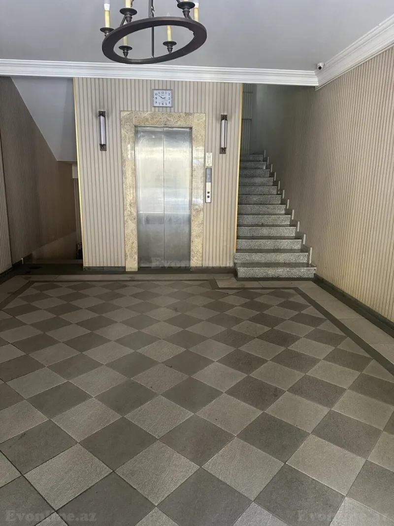Satılır 3 otaqlı Mənzil Yeni tikili 130 m² Nəsimi r. - şəkil 17