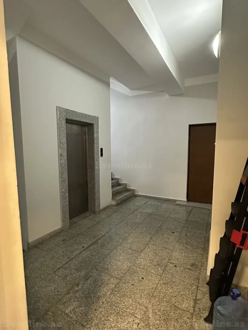 Satılır 3 otaqlı Mənzil Yeni tikili 130 m² Nəsimi r. - şəkil 19