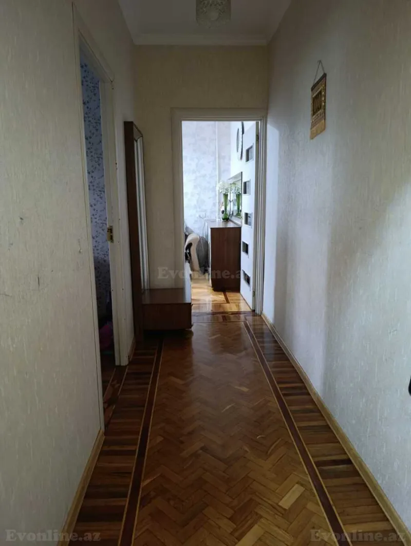 Satılır 2 otaqlı Mənzil Köhnə tikili 65 m² Binəqədi r. - şəkil 13