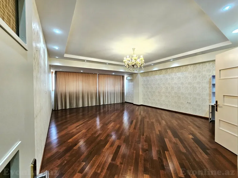 Satılır 7 otaqlı Mənzil Yeni tikili 550 m² Nizami m. - şəkil 5