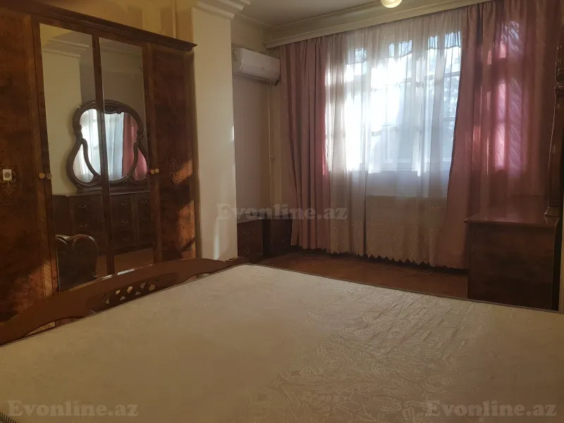 Kirayə verilir 3 otaqlı Mənzil Köhnə tikili 100 m² Gənclik m. - şəkil 25