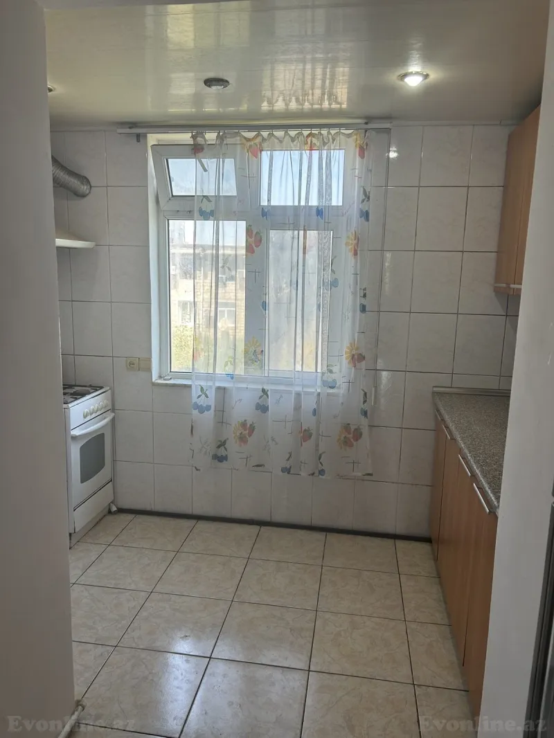 Satılır 3 otaqlı Mənzil Köhnə tikili 60 m² Gənclik m. - şəkil 8