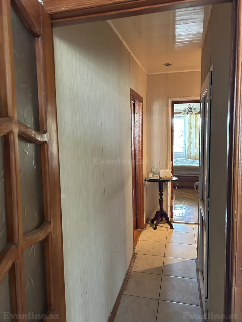 Satılır 3 otaqlı Mənzil Köhnə tikili 60 m² Gənclik m. - şəkil 12