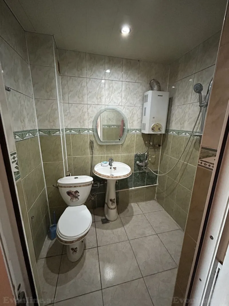 Satılır 3 otaqlı Mənzil Köhnə tikili 60 m² Gənclik m. - şəkil 16