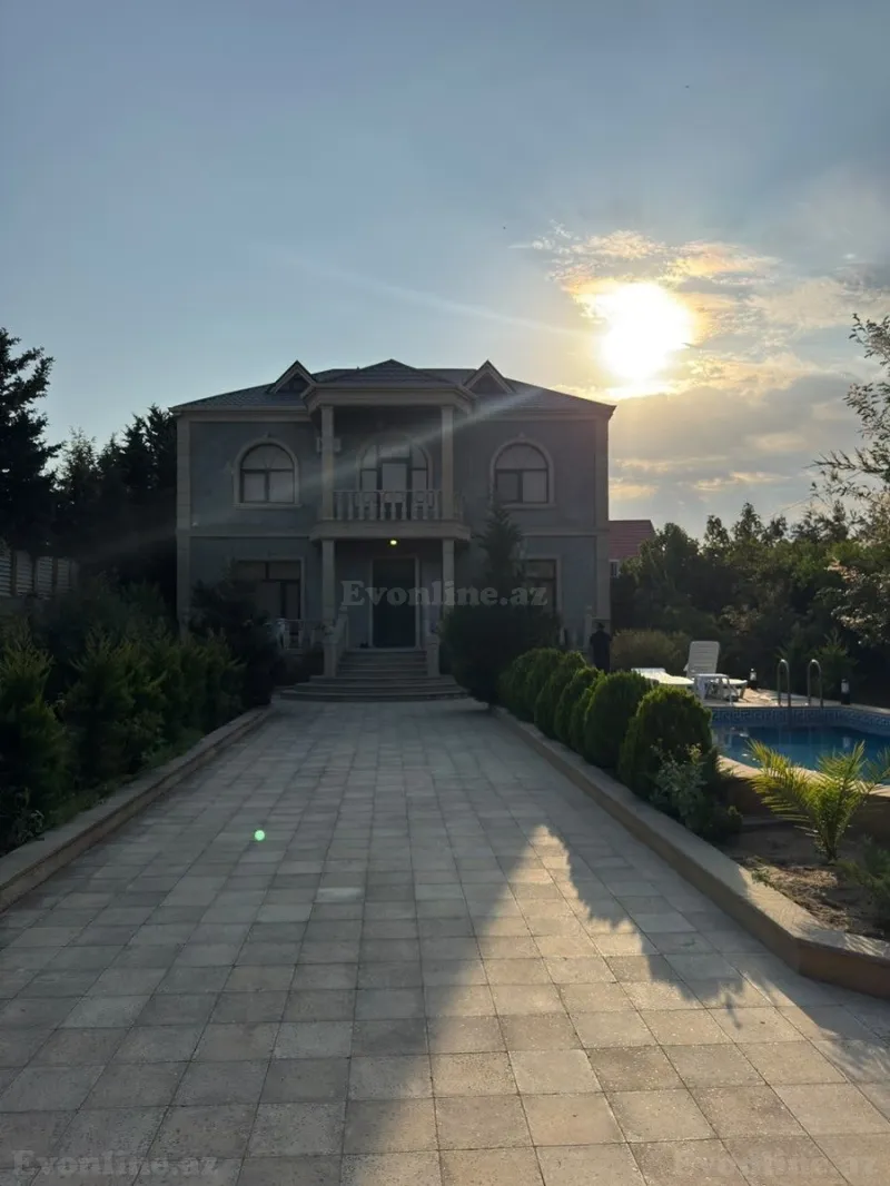 3 otaqlı Həyət evi 140 m² Mərdəkan Kirayə verilir