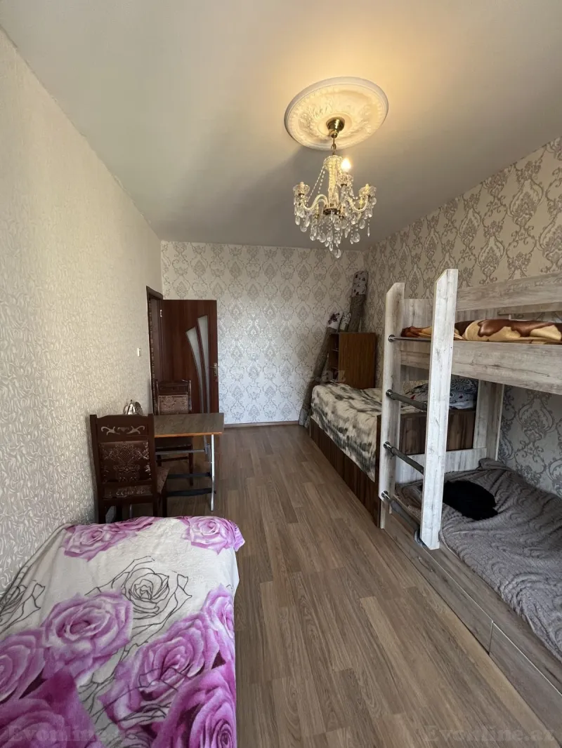 Satılır 2 otaqlı Mənzil Köhnə tikili 55 m² Yeni Günəşli - şəkil 3