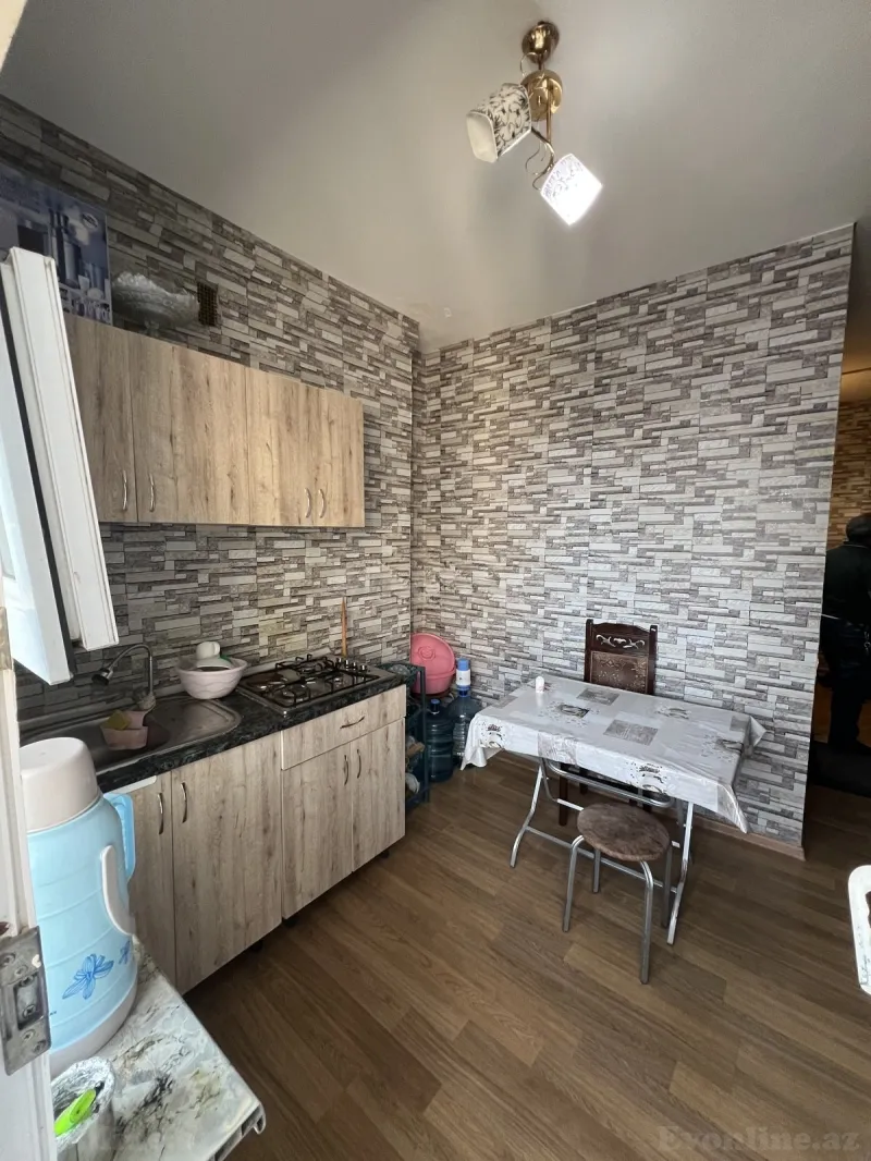 Satılır 2 otaqlı Mənzil Köhnə tikili 55 m² Yeni Günəşli - şəkil 7