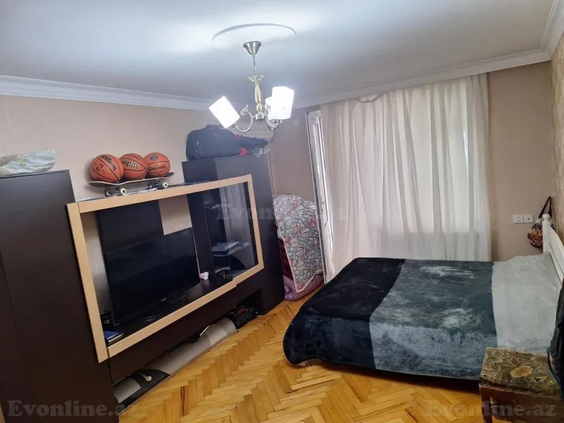 Kirayə verilir 1 otaqlı Mənzil Köhnə tikili 32 m² Elmlər Akademiyası m. - şəkil 2