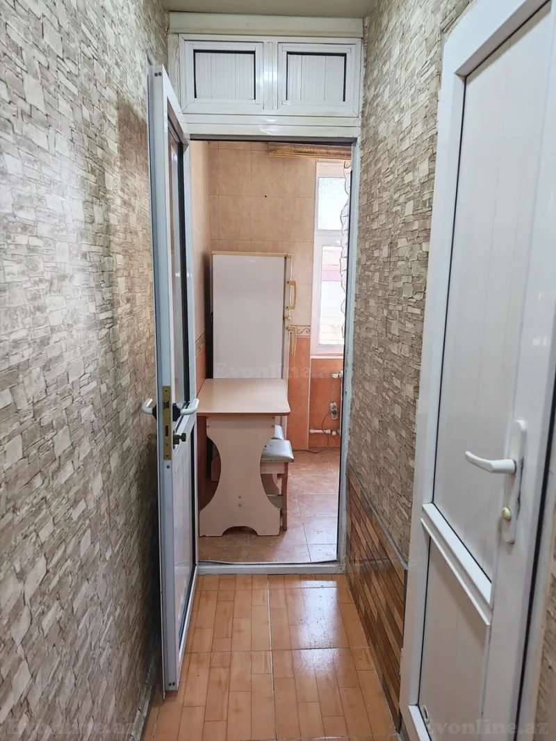 Kirayə verilir 1 otaqlı Mənzil Köhnə tikili 32 m² Qara Qarayev m. - şəkil 8