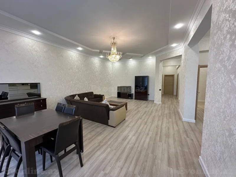 Bakı, Nəsimi r.da 3 otaqlı mənzil kirayə verilir