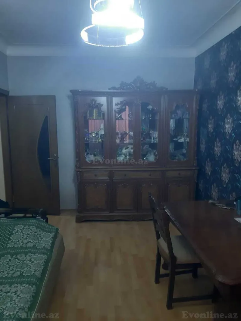 Satılır 4 otaqlı Mənzil Köhnə tikili 100 m² 9-cu mikrorayon - şəkil 3