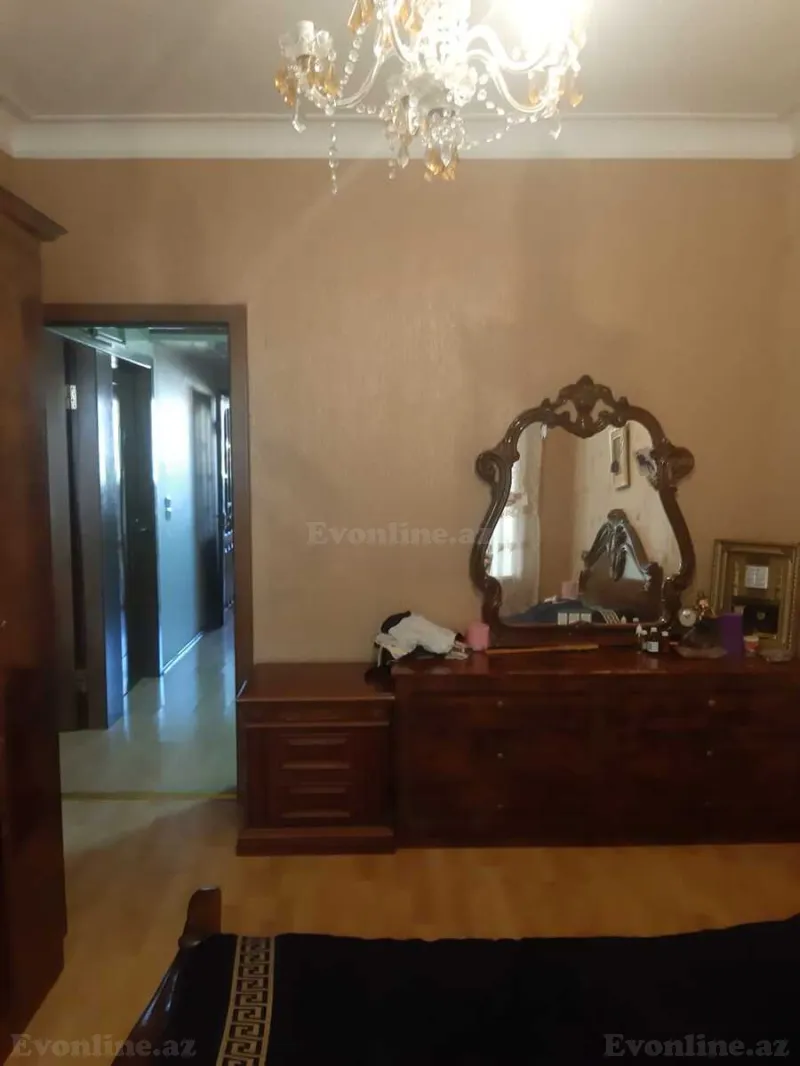 Satılır 4 otaqlı Mənzil Köhnə tikili 100 m² 9-cu mikrorayon - şəkil 5