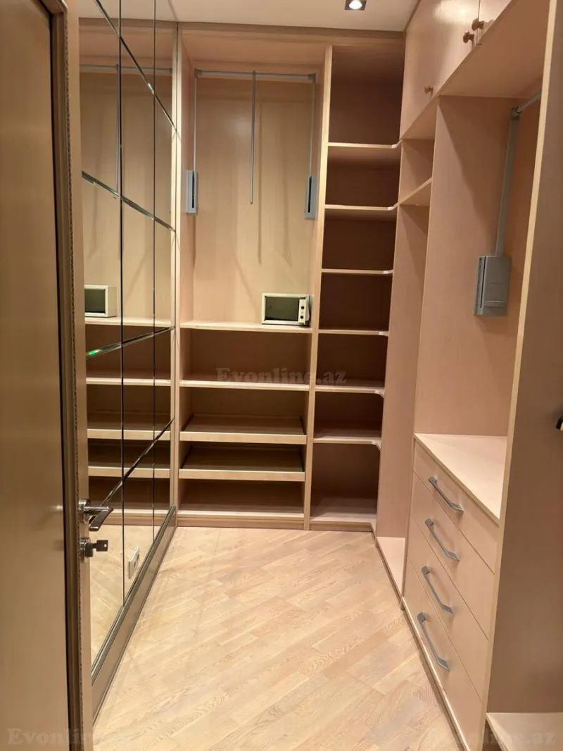 Kirayə verilir 3 otaqlı Mənzil Yeni tikili 165 m² Səbail r. - şəkil 19