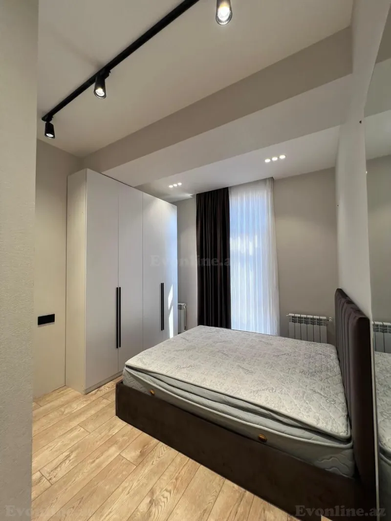 Satılır 3 otaqlı Mənzil Yeni tikili 95 m² Qara Qarayev m. - şəkil 5