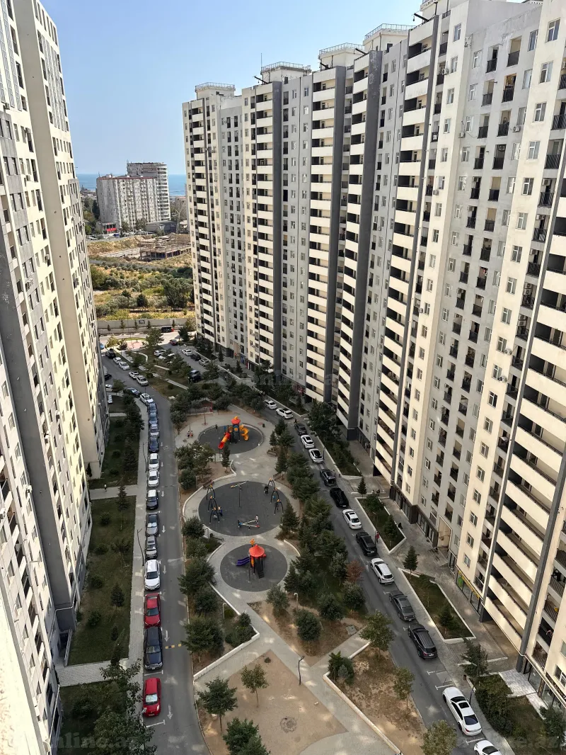 Satılır 2 otaqlı Mənzil Yeni tikili 79 m² Gəncə pr. - şəkil 2